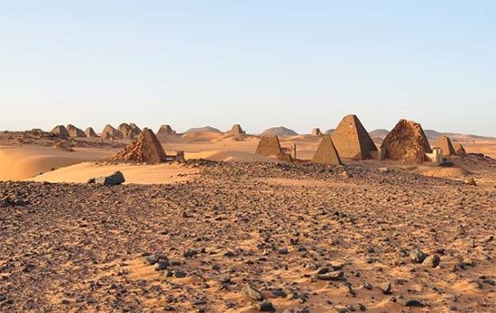 Las Pirámides de Meroe, grandes ignoradas por los turistas en Egipto.