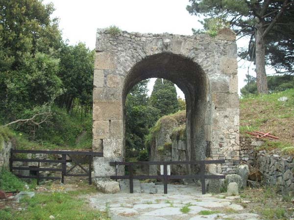 Porta Nola, en Pompeya. Crédito: Wikimedia Commons.