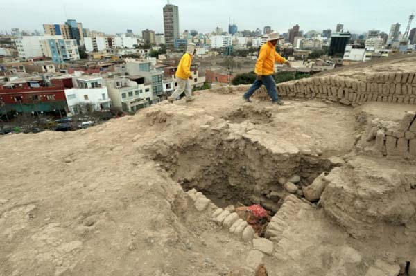 Fardos encontrados en Perú. Crédito: Ministerio de Cultura