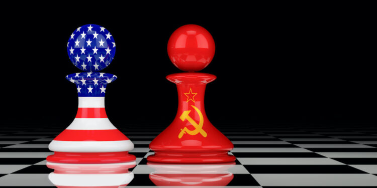 causas y consecuencias de la guerra fria