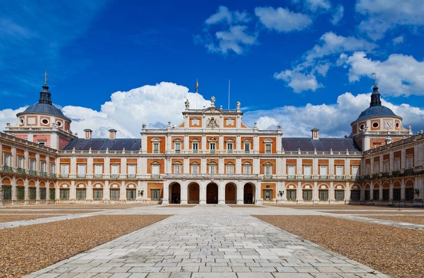 imagen del palacio de aranjuez en madrid