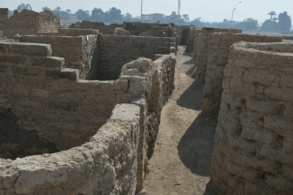 Al menos 10 años de trabajo serán necesarios para descubrir la totalidad de la ‘ciudad dorada’ usada por Tutankamón