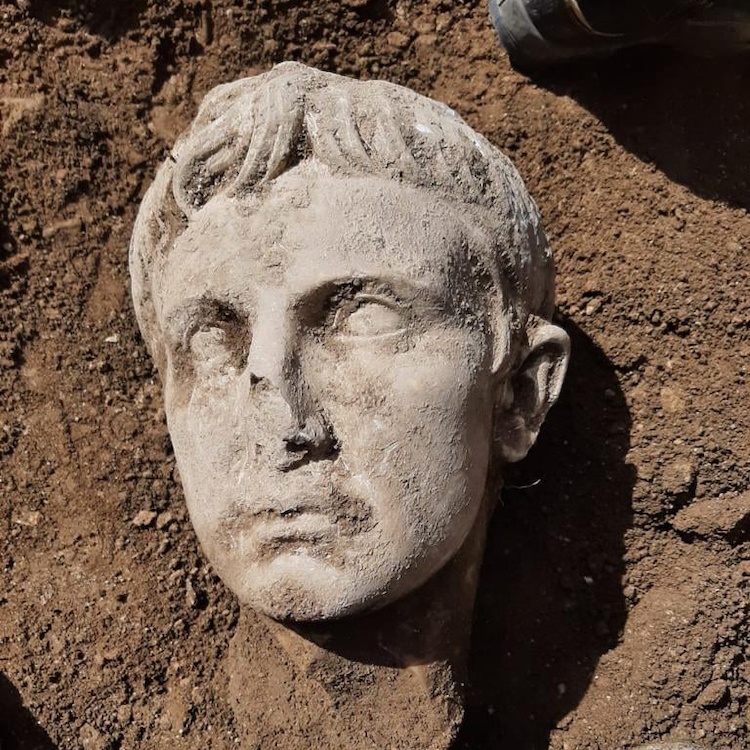 cabeza estatua cesar augusto