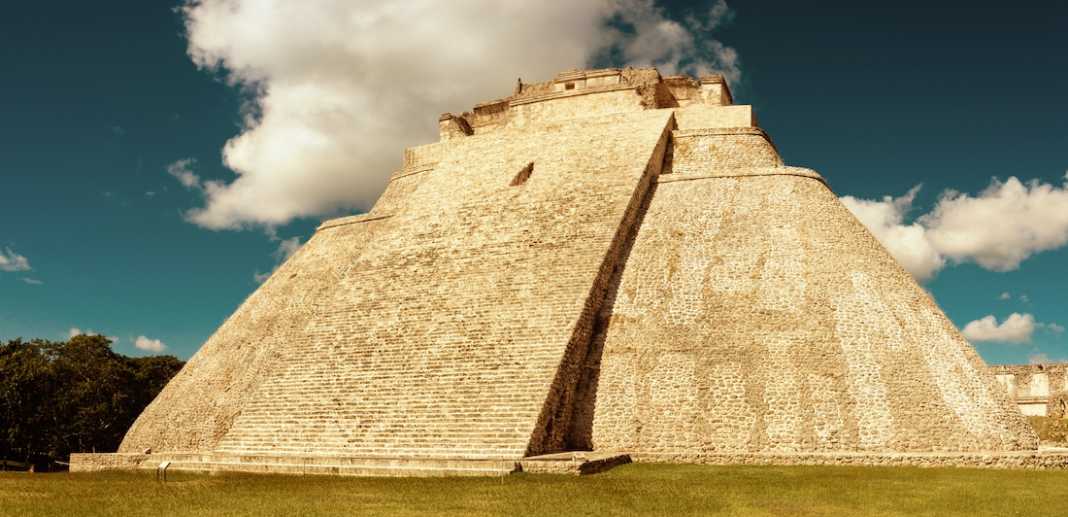 historia ciudad maya uxmal