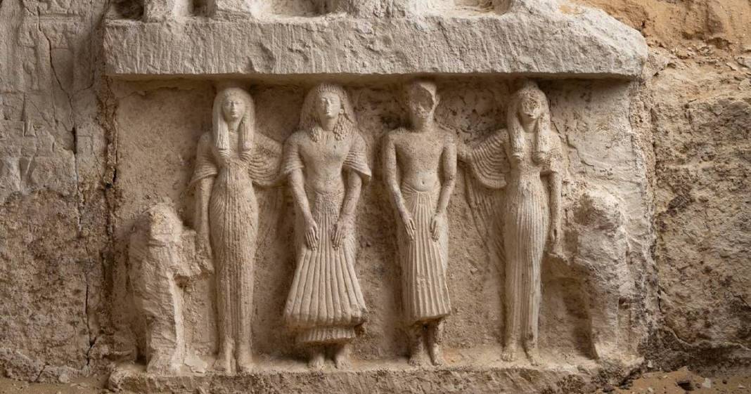 Capillas funerarias en Saqqara.
