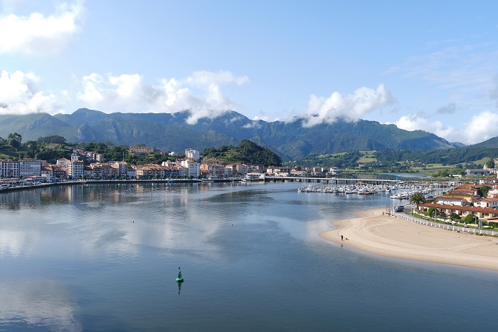 Vistas del pueblo de Ribadesella en Asturias donde se finaliza el Descenso del Sella