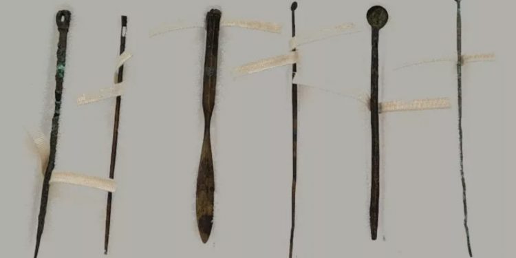 Instrumentos quirúrgicos romanos. Crédito: Universidad de Exeter.