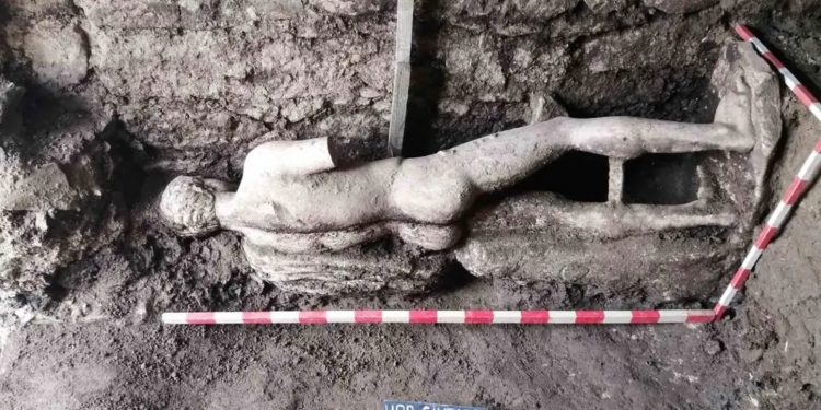 Estatua dios Hermes hallada en Bulgaria. Crédito: Archaeologia Bulgarica