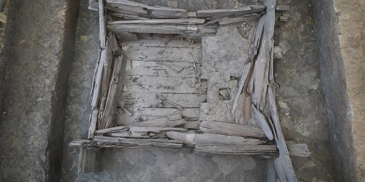 Tumba celta hallada en Alemania. Crédito: Ministerio de Desarrollo Regional y Vivienda de Baden-Württemberg