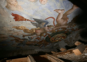 Hallan frescos del siglo XVII en Villa Farserina