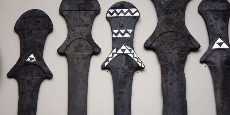 Las espadas del Montículo de Arlastepe son las más antiguas del mundo.
