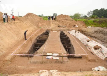 Encuentran el primer barco de doble casco del mundo.