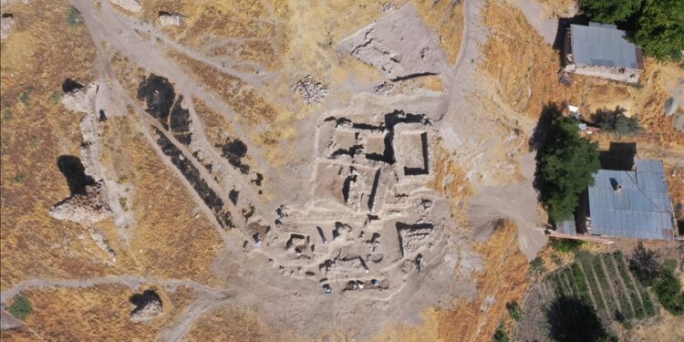 Un canal de sangre ha sido hallado en un templo de seis mil años en Turquía.