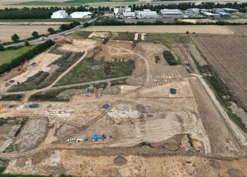 Encuentran cerca del aeropuerto vestigios de un poblado prehistórico.