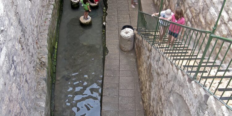 Una represa encontrada cerca de la piscina de Siloé.