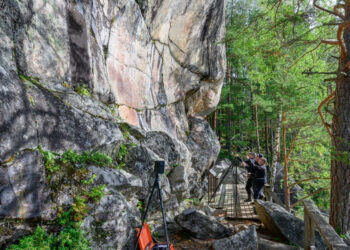 Encuentran gracias a inteligencia artificial nuevas pinturas rupestres en Finlandia.
