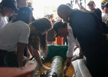 Encuentran reliquias del Galeón San José en Colombia.