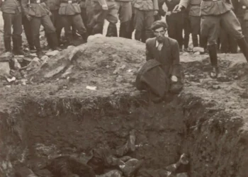 La identidad de un verdugo de las SS revelada gracias a la inteligencia artificial.