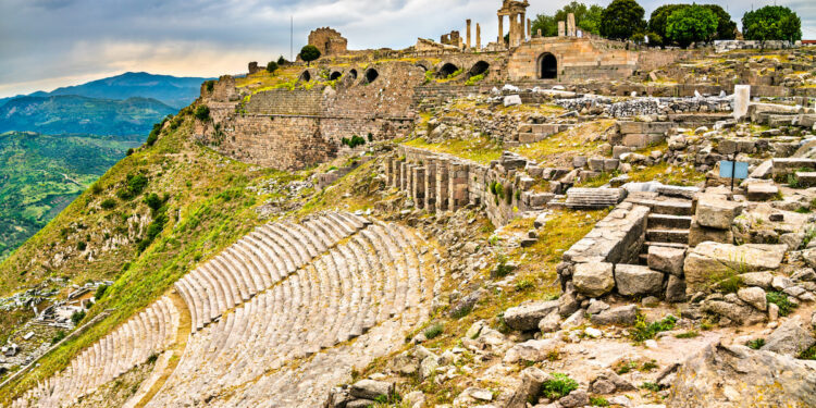 Pérgamo: biblioteca, arte y la joya del mundo helenístico
