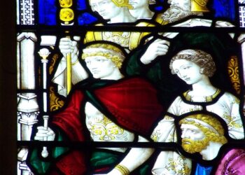 Berenice (derecha) con su padre Agripa I en vidriera. Representación de la reina de Cilicia que gobernaría el Oriente romano durante el siglo I d.C. y navegaría la política entre Oriente e Imperio.