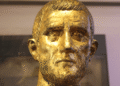 Busto Aureliano emperador romano 214-275 dC escultura retrato mármol restaurador imperio