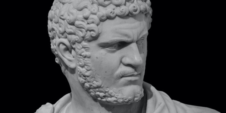 Caracalla, emperador romano (211-217 dC). Busto de mármol del emperador paranoico que asesinó a su hermano Geta y reformó el imperio romano.