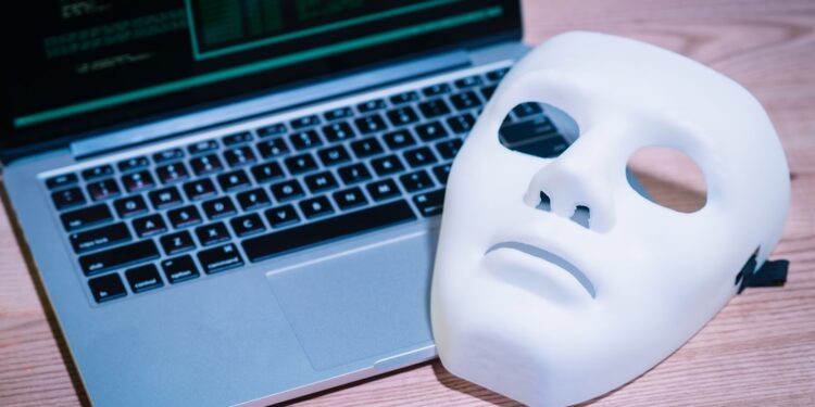 Por qué cada vez más europeos navegan de forma anónima – y qué dicen los datos sobre esta tendencia