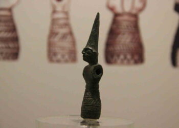 Descubren una inusual estatuilla de cobre arsenical del mundo hitita.