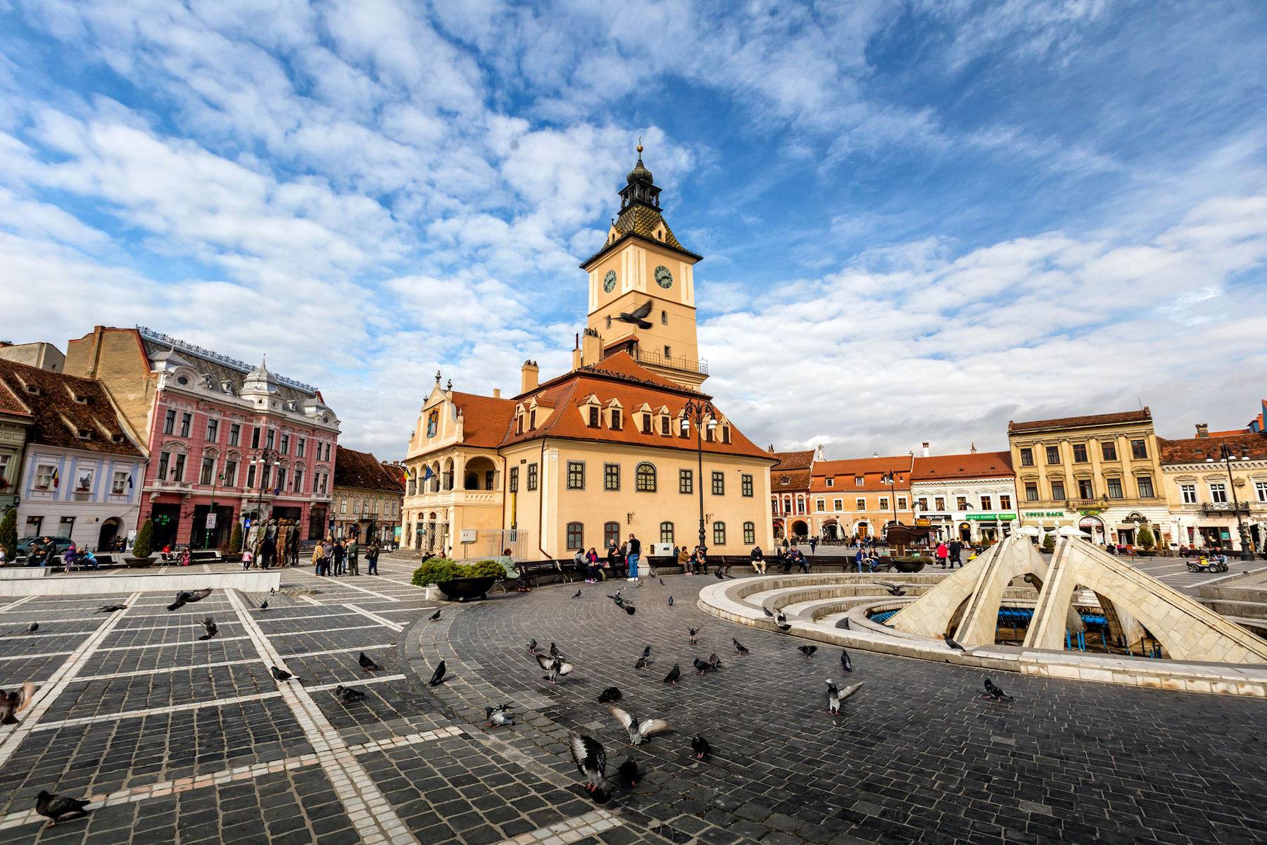 brasov es una de las ciudades recomendadas en tu viaje a transilvania