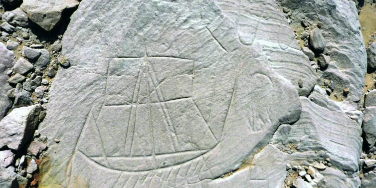 Denuncia que el arte rupestre egipcio se encuentra en peligro.