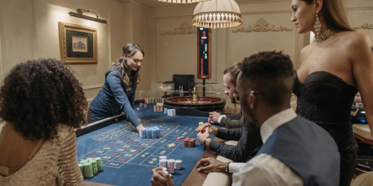 origen primeros casinos