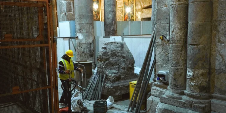 Descubren vestigios arqueológicos de la tumba de Cristo.